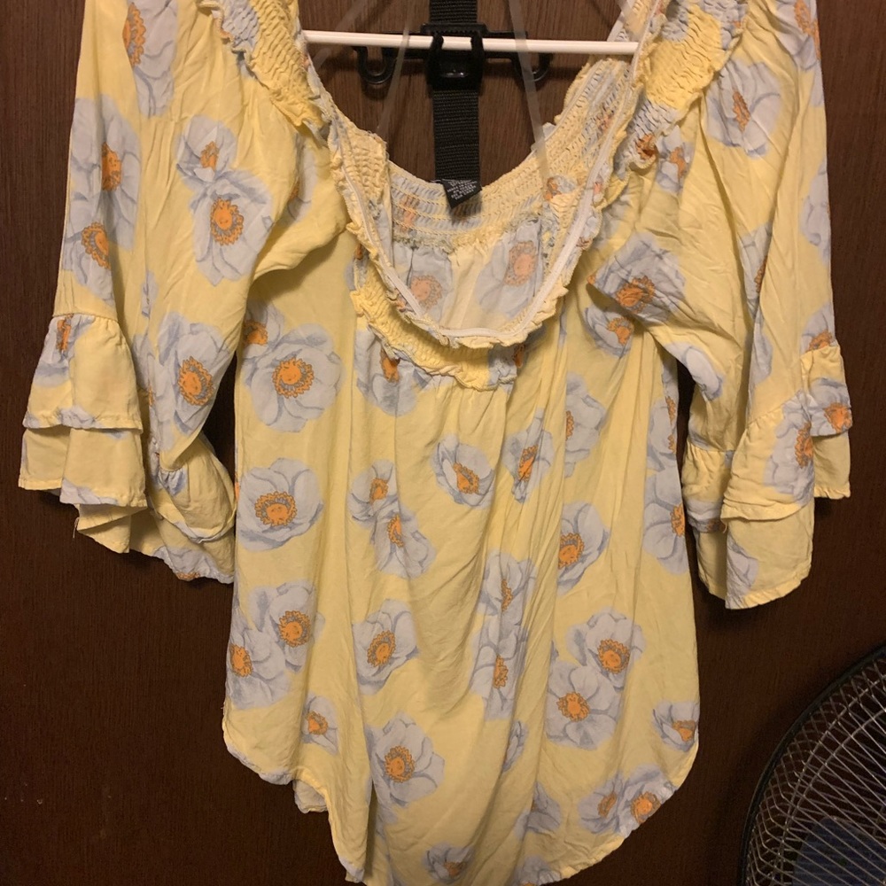 Summer yellow shirt